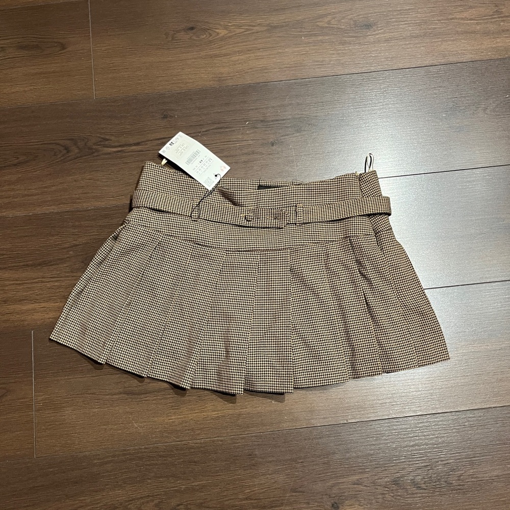 NWT ZARA Brown Pleated Skort